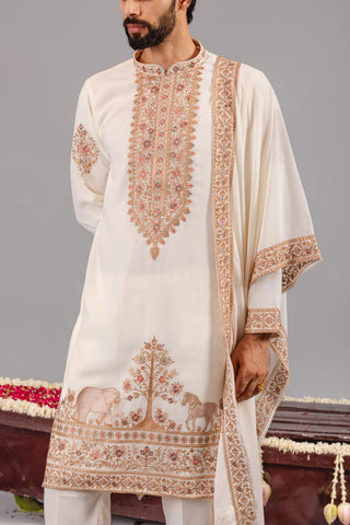 Men’s Ivory Embroidered Kurta Set with Dupatta